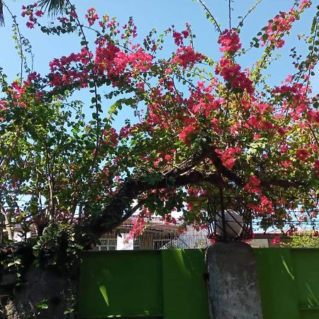 Casa Joaquin Bnb Taguig Exterior photo