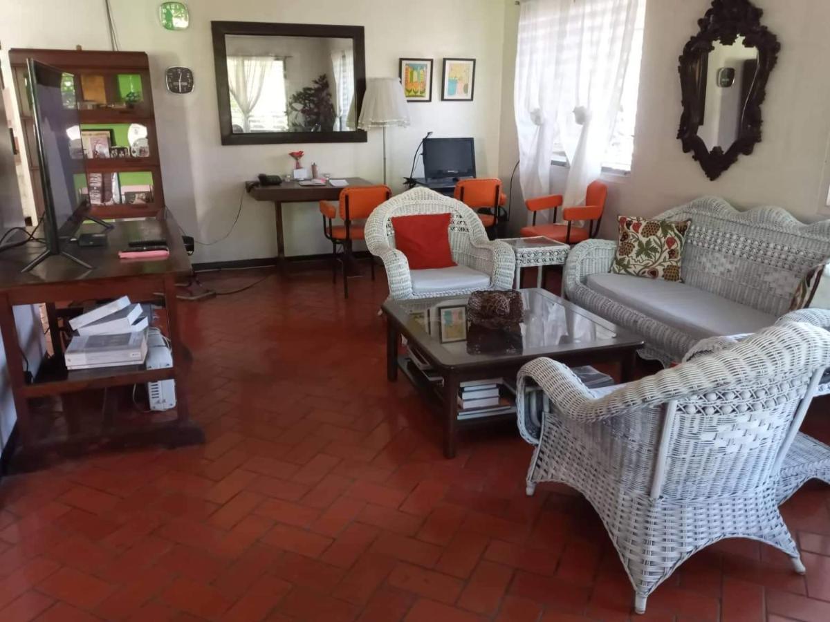 Casa Joaquin Bnb Taguig Exterior photo