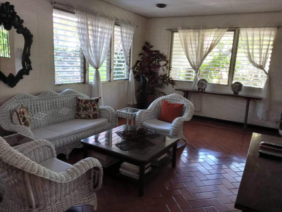 Casa Joaquin Bnb Taguig Exterior photo