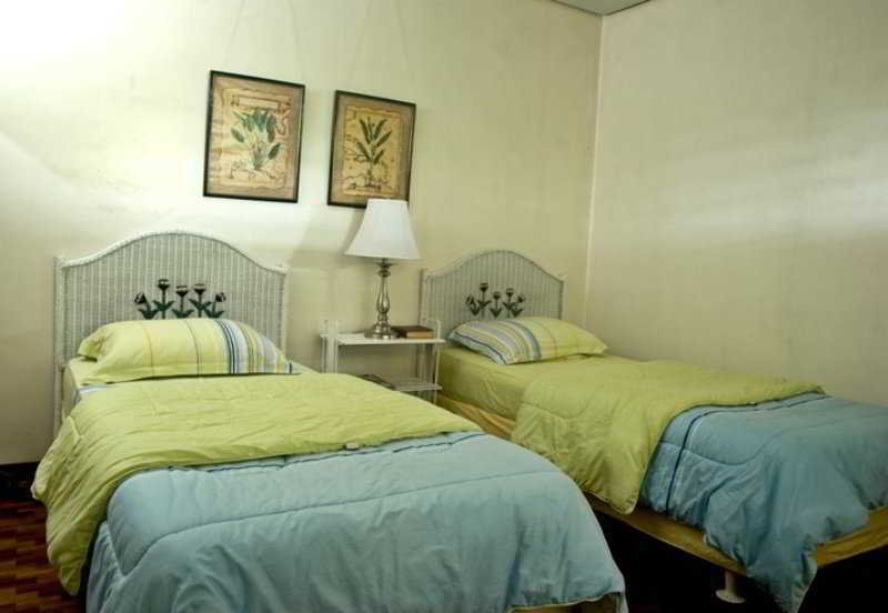 Casa Joaquin Bnb Taguig Exterior photo